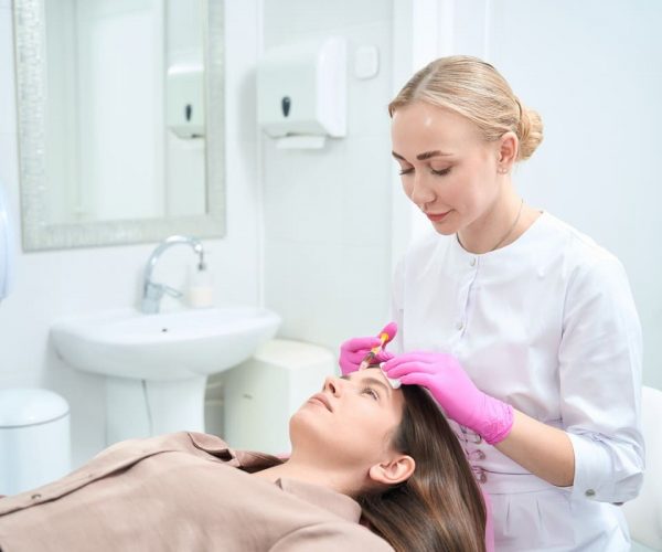 medical-worker-on-cosmetology-procedure-with-lady-2025-03-06-02-42-32-utc medical-worker-on-cosmetology-procedure-with-lady-2025-03-06-02-42-32-utc